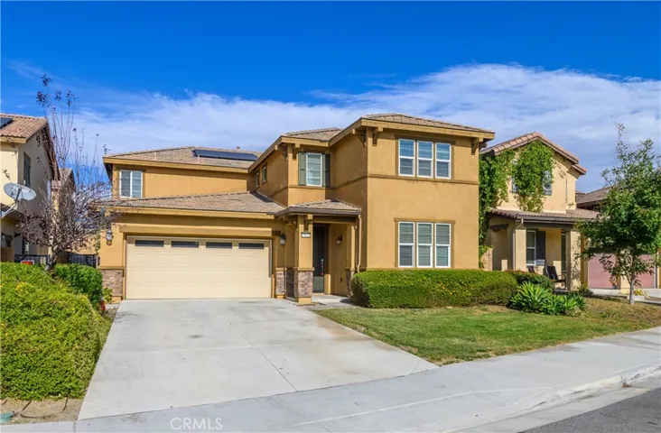 15626 Clove, Fontana, California 92336