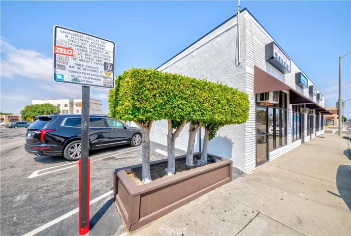 1919 W Carson Street, Torrance, California 90501