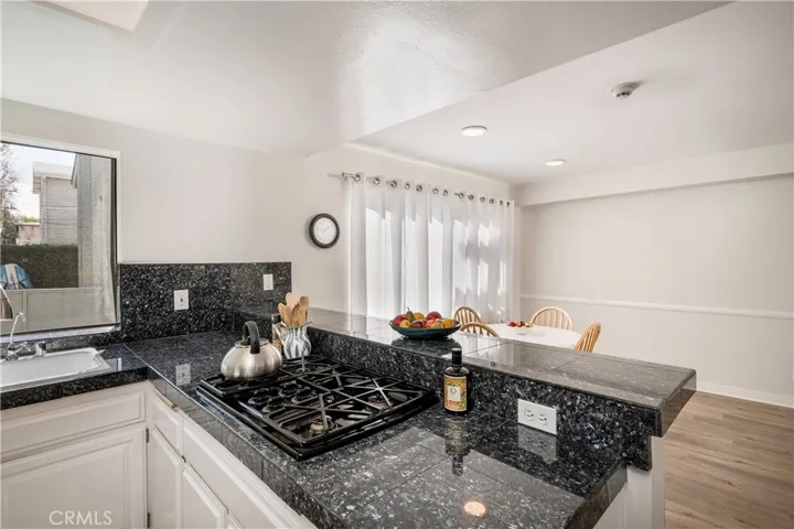 716 S Catalina Avenue Unit 4, Redondo Beach, California 90277