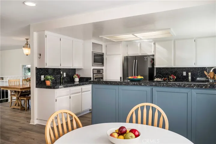 716 S Catalina Avenue Unit 4, Redondo Beach, California 90277