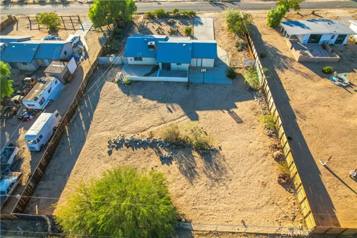 4741 Avenida La Flora Desierta, Joshua Tree, California 92252