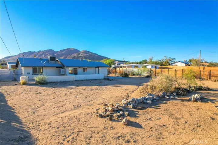 4741 Avenida La Flora Desierta, Joshua Tree, California 92252
