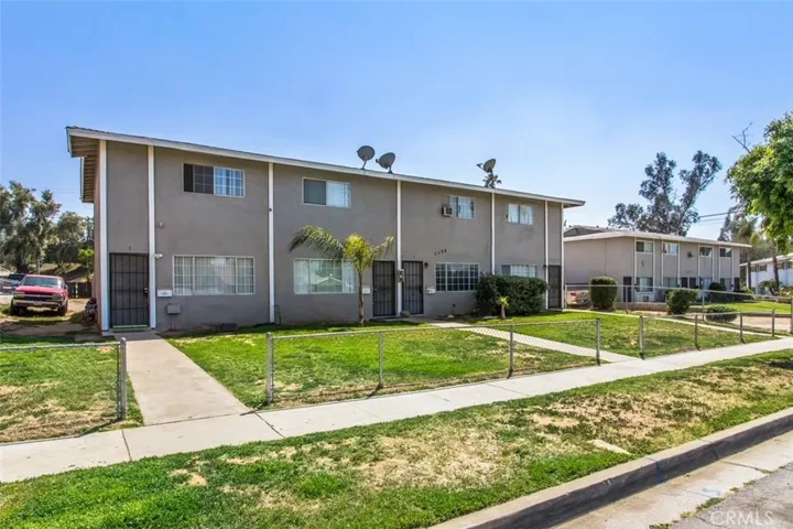 1126 Cero Court, Redlands, California 92374