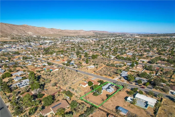 7638 Elk Trail, Yucca Valley, California 92284