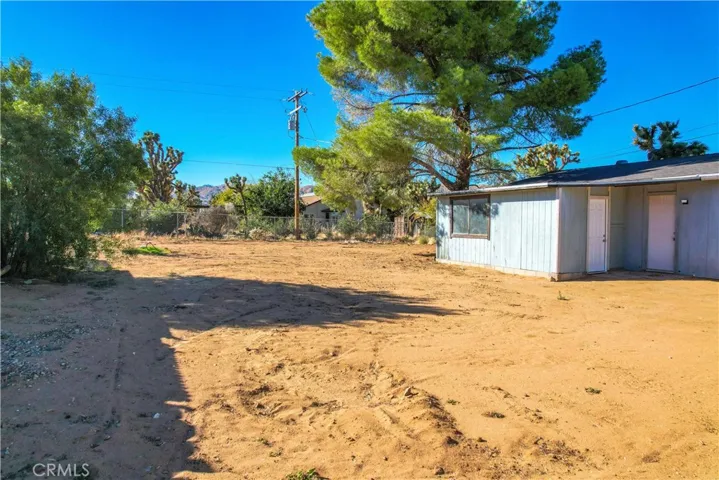 7638 Elk Trail, Yucca Valley, California 92284