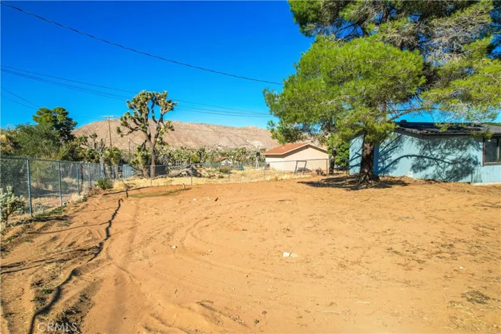7638 Elk Trail, Yucca Valley, California 92284