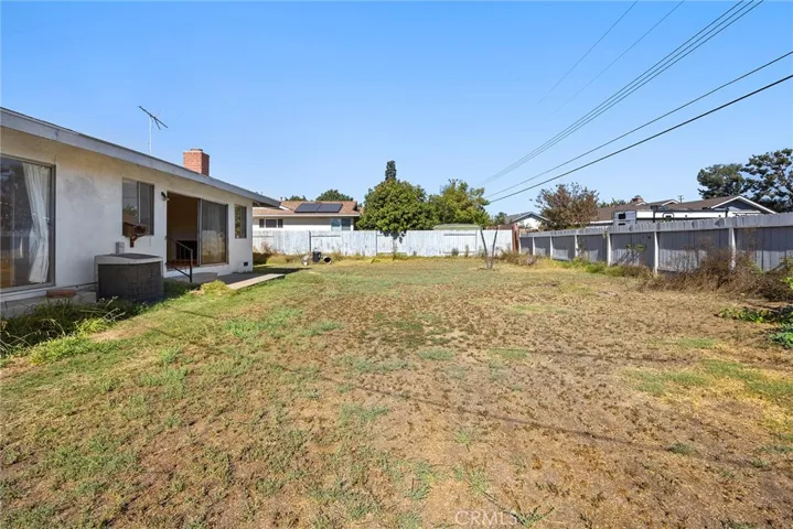 2810 Hemlock Place, Fullerton, California 92835