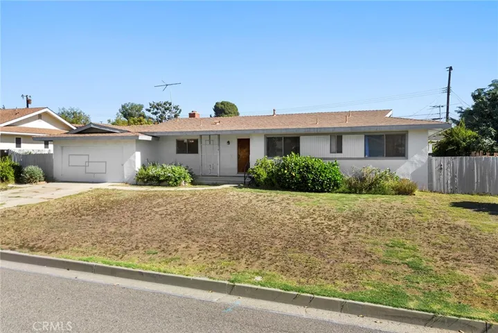 2810 Hemlock Place, Fullerton, California 92835