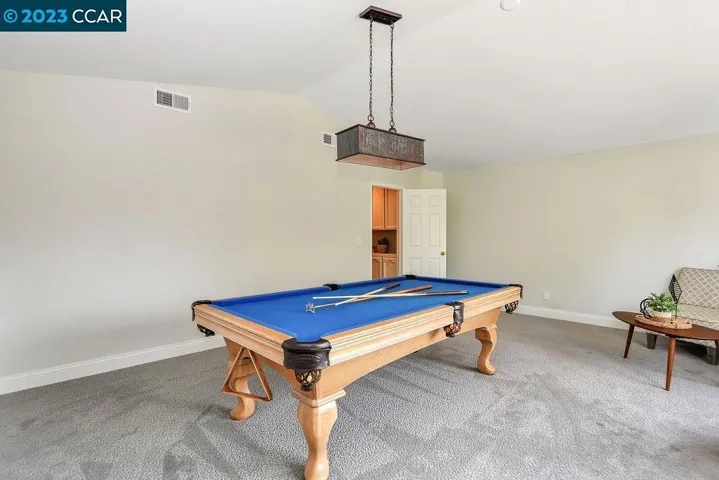 Bonus / Rumpus Room