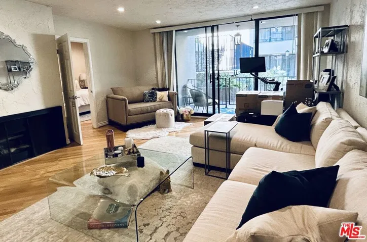 8455 Fountain Avenue Unit 315, West Hollywood, California 90069