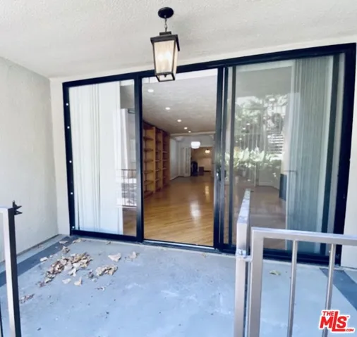 8455 Fountain Avenue Unit 315, West Hollywood, California 90069