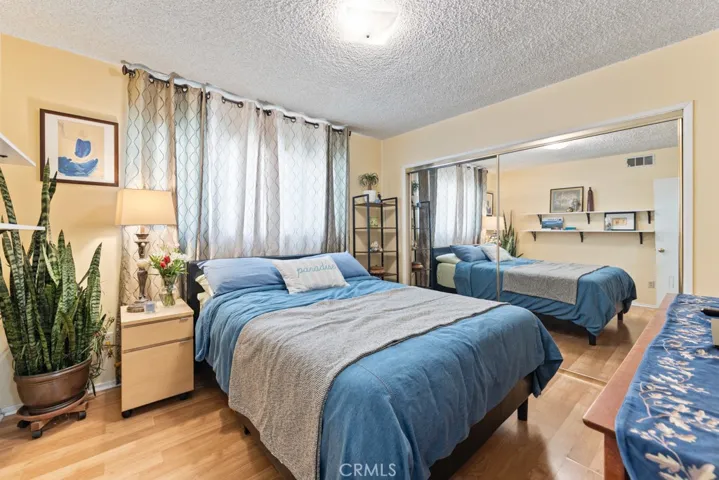 15829 Tupper Street, North Hills, California 91343