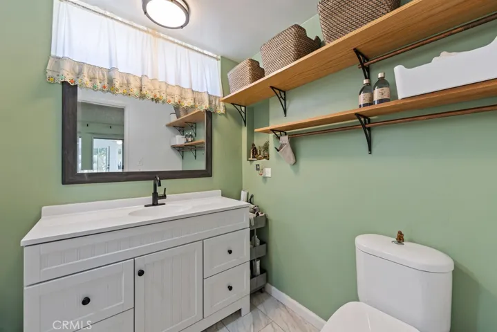 15829 Tupper Street, North Hills, California 91343