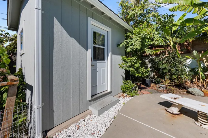 15829 Tupper Street, North Hills, California 91343