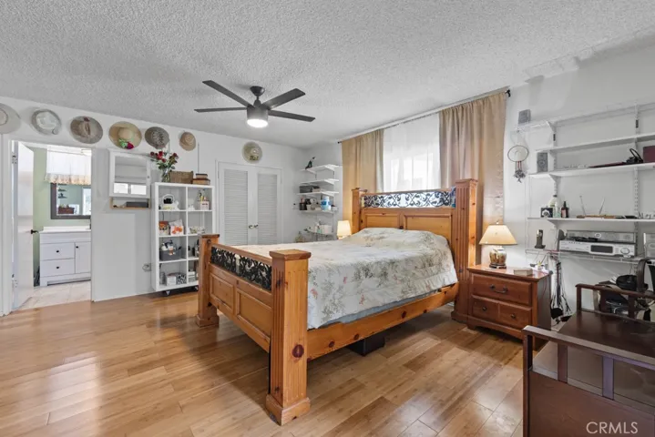 15829 Tupper Street, North Hills, California 91343