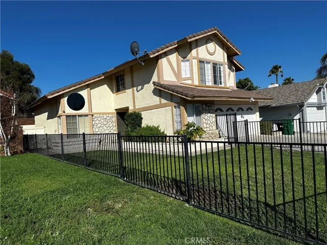 24420 Oakridge Circle, Murrieta, California 92562