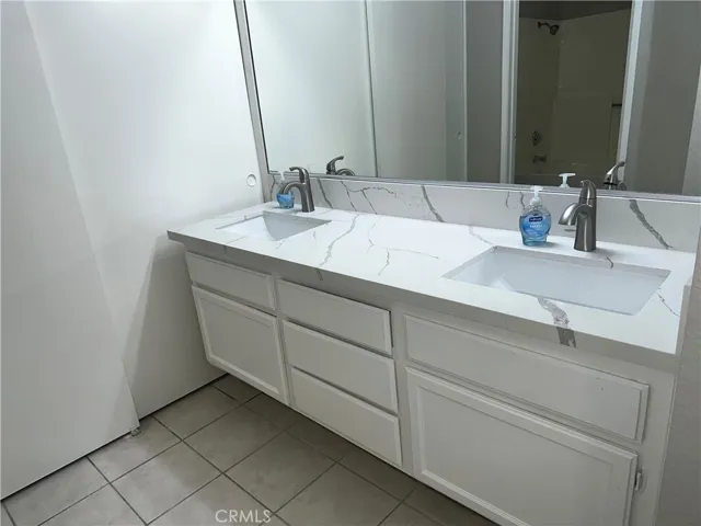 24420 Oakridge Circle, Murrieta, California 92562
