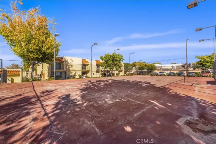 44200 Kingtree Avenue 47, Lancaster, California 93534