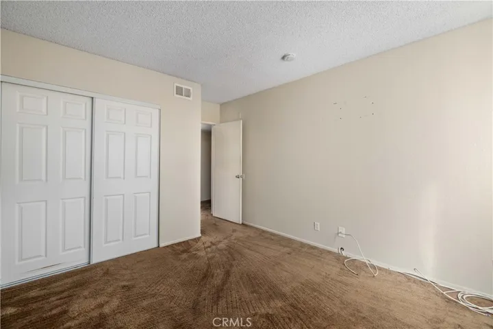 44200 Kingtree Avenue 47, Lancaster, California 93534