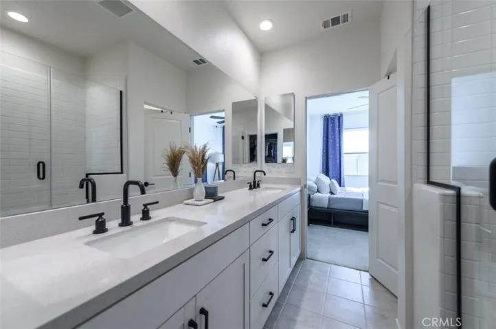 209 Sonora Ridge, Lake Forest, California 92610