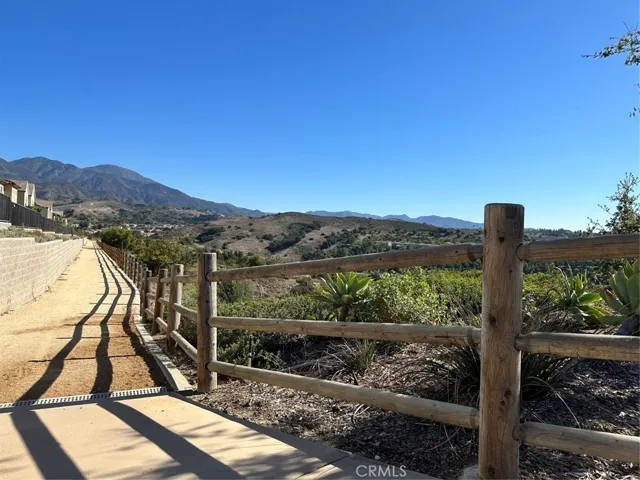 209 Sonora Ridge, Lake Forest, California 92610