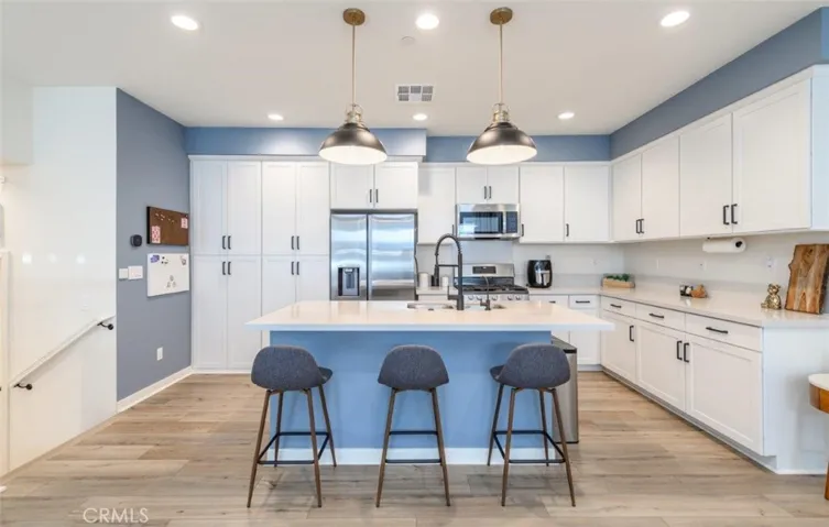 209 Sonora Ridge, Lake Forest, California 92610