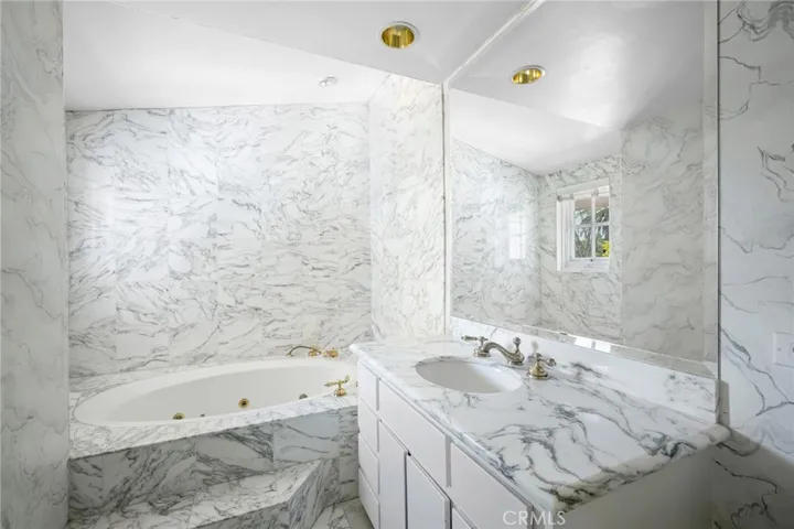 22261 Ybarra Road, Woodland Hills, California 91364