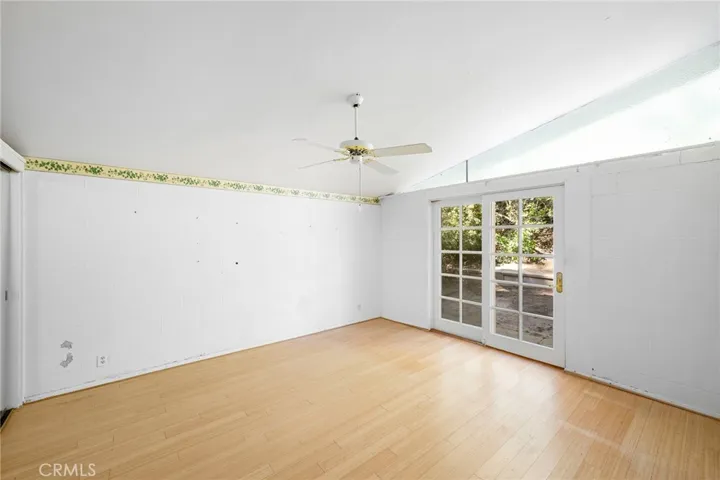 22261 Ybarra Road, Woodland Hills, California 91364