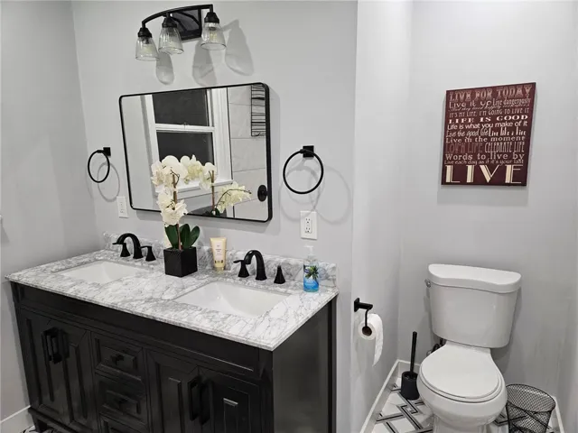 Main Bathroom Double Vanity Sinks