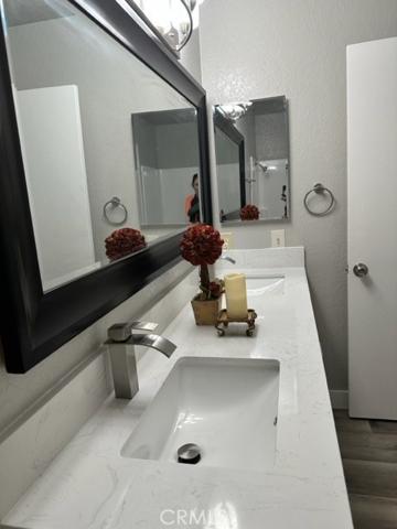 Mainfloor bathroom