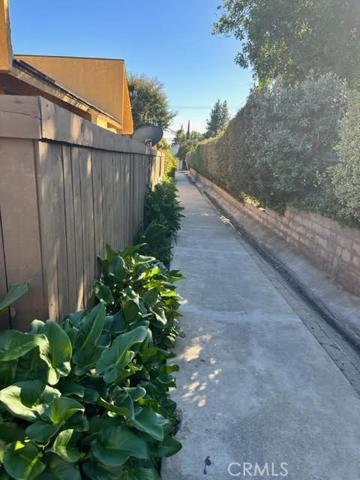 435 W 9th Street Unit B5, Upland, California 91786