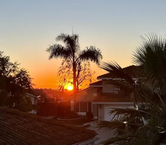 Gorgeous sunset & morning views from the deck!!