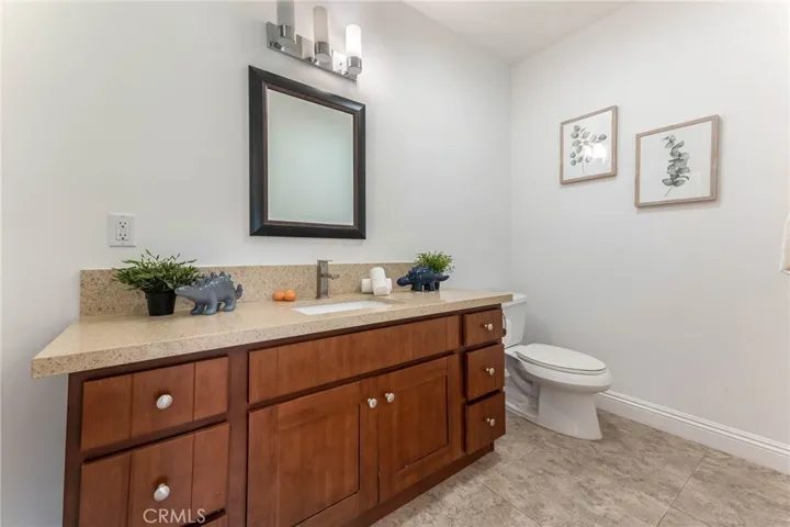 1050 Roxbury Road, San Marino, California 91108