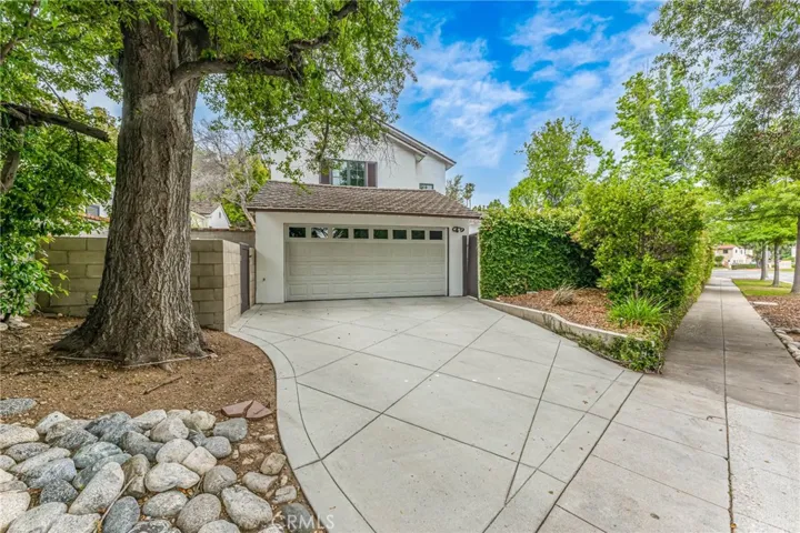1050 Roxbury Road, San Marino, California 91108