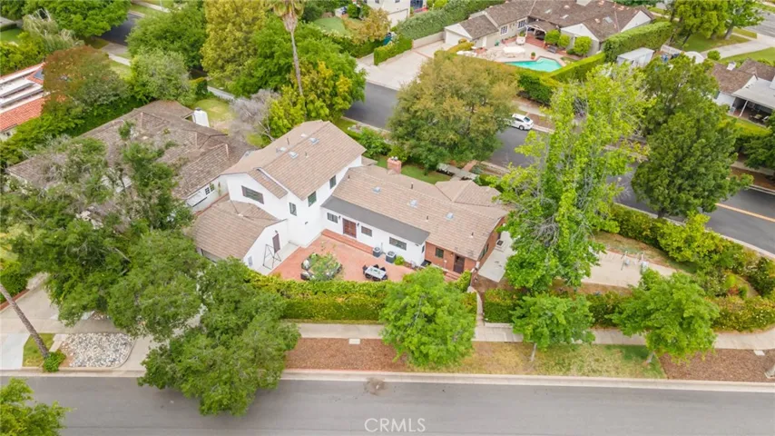 1050 Roxbury Road, San Marino, California 91108