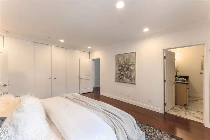 1050 Roxbury Road, San Marino, California 91108