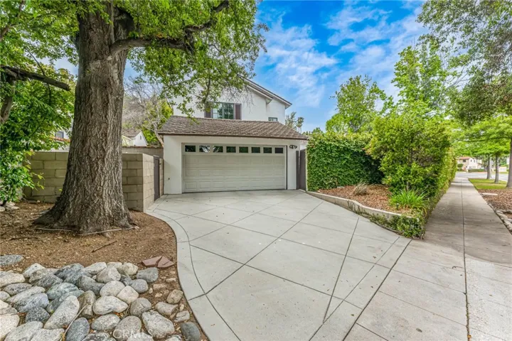 1050 Roxbury Road, San Marino, California 91108