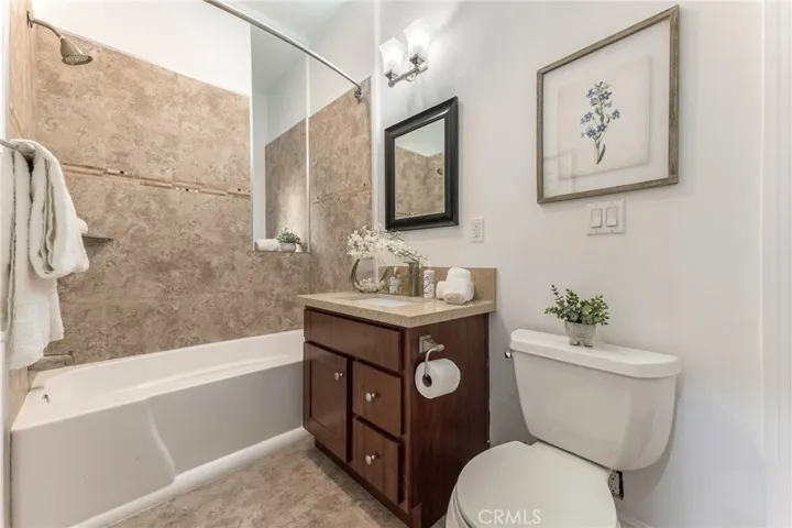 1050 Roxbury Road, San Marino, California 91108