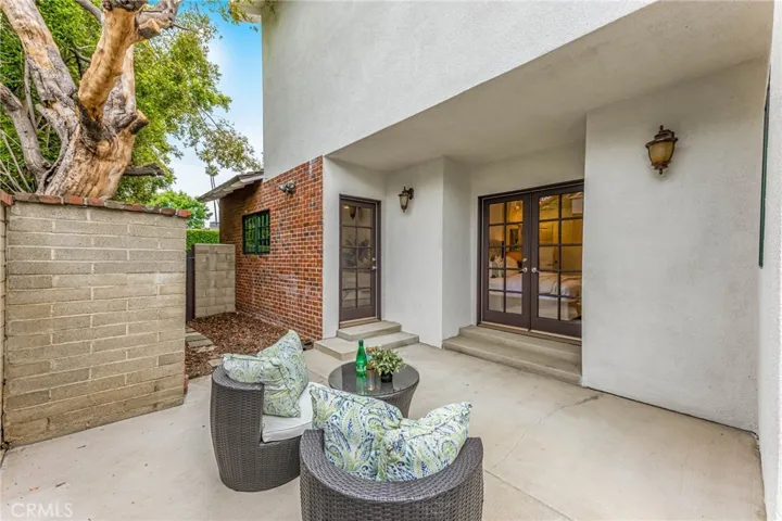 1050 Roxbury Road, San Marino, California 91108