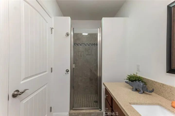 1050 Roxbury Road, San Marino, California 91108