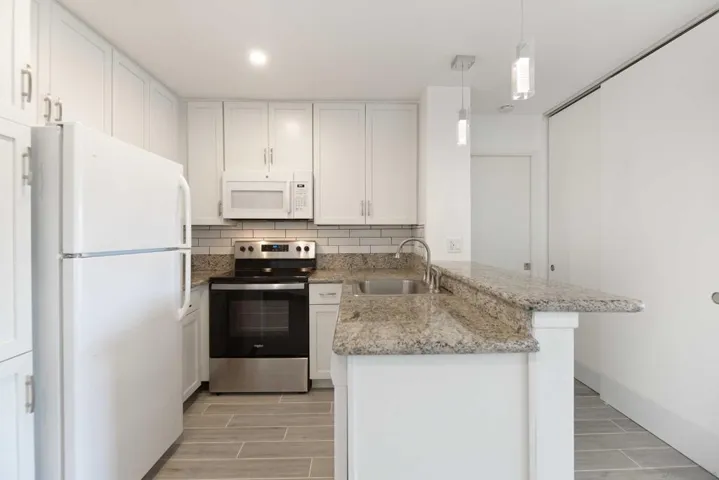 1885 Diamond St Unit 213, San Diego, California 92109
