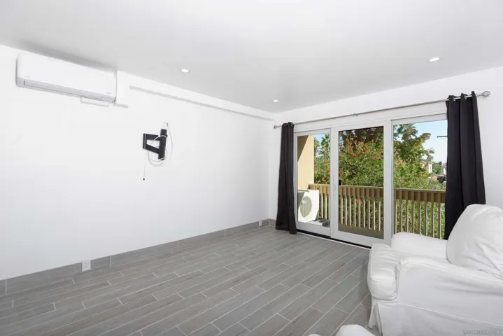 1885 Diamond St Unit 213, San Diego, California 92109