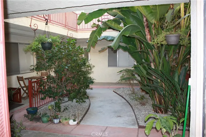 5435 Bellingham Avenue, Valley Village, California 91607