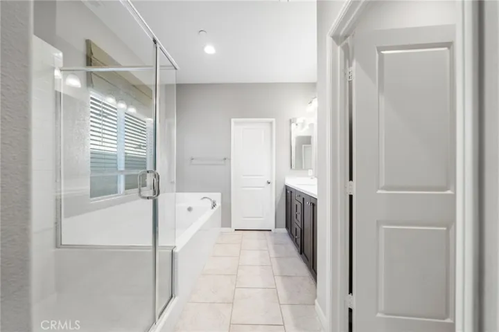 30870 Midnight Moon Lane, Murrieta, California 92563