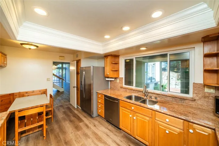 17 Meadowsweet Way, Irvine, California 92612