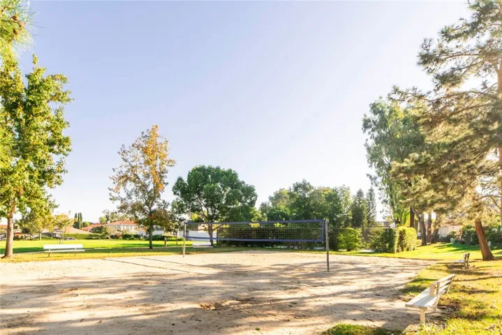 17 Meadowsweet Way, Irvine, California 92612