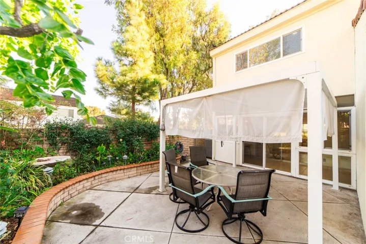 17 Meadowsweet Way, Irvine, California 92612