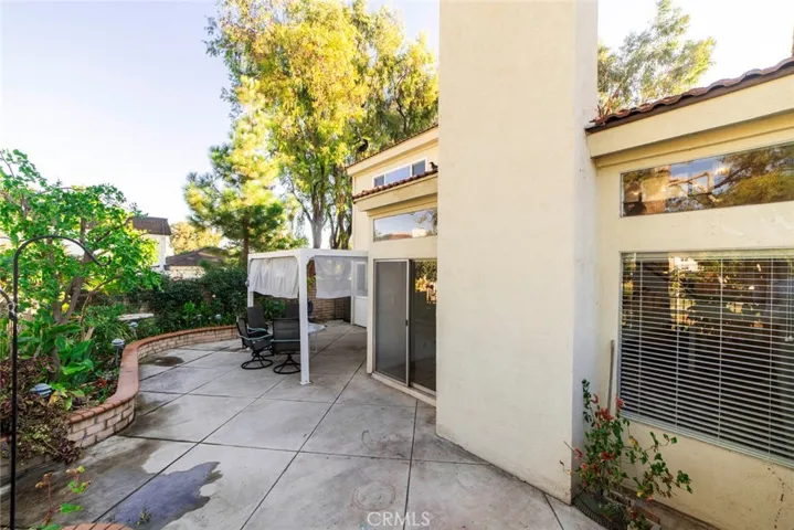 17 Meadowsweet Way, Irvine, California 92612
