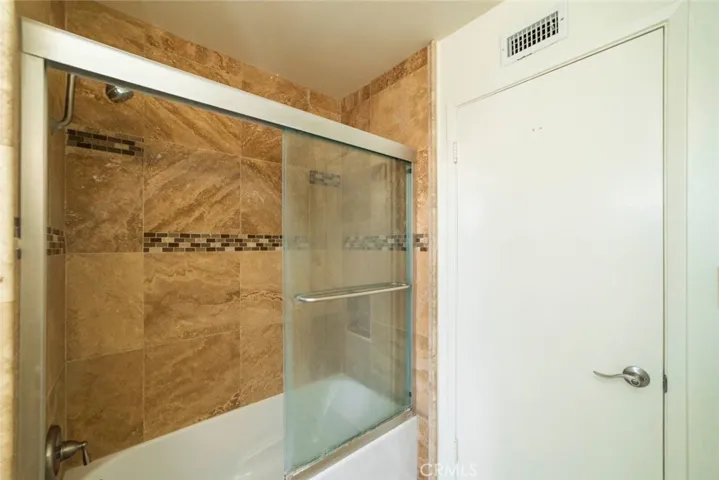 17 Meadowsweet Way, Irvine, California 92612