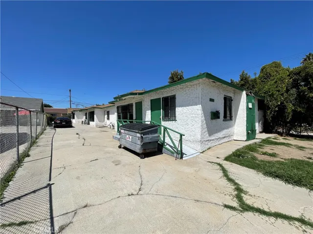 9307 S Budlong Avenue, Los Angeles, California 90044
